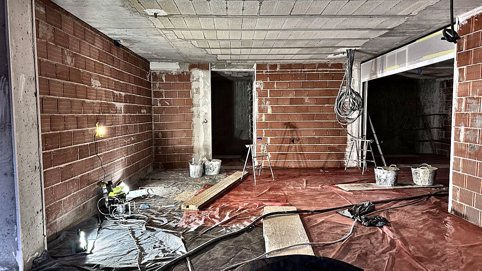 Vivienda en plena reforma integral en Murcia